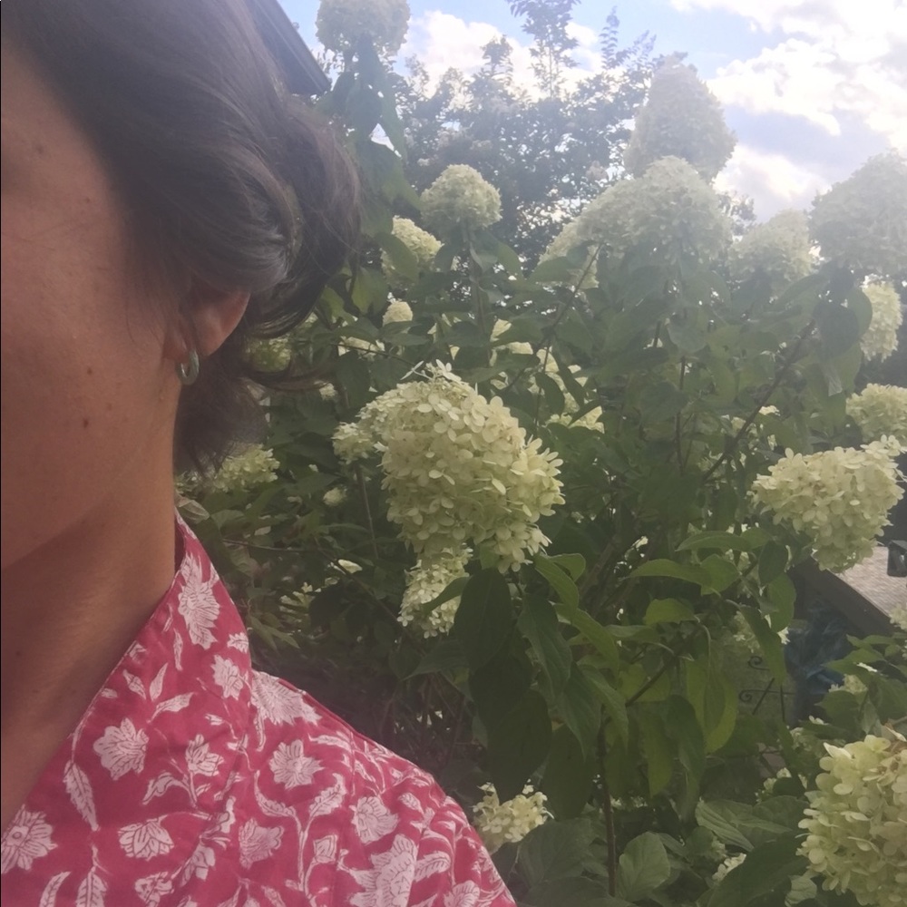 Meet your Posher, Emily